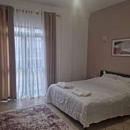 #Beautiful New Apartment,Studio- Close Tirana City Center Bagian luar foto
